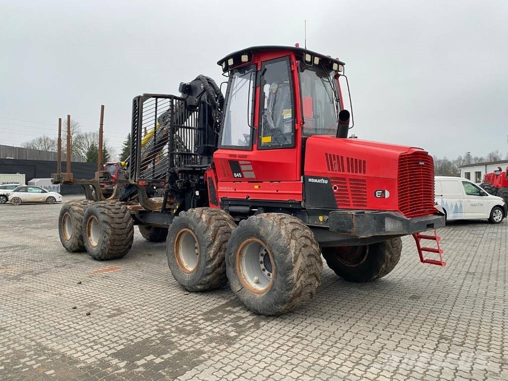 Komatsu 845 Forwarders