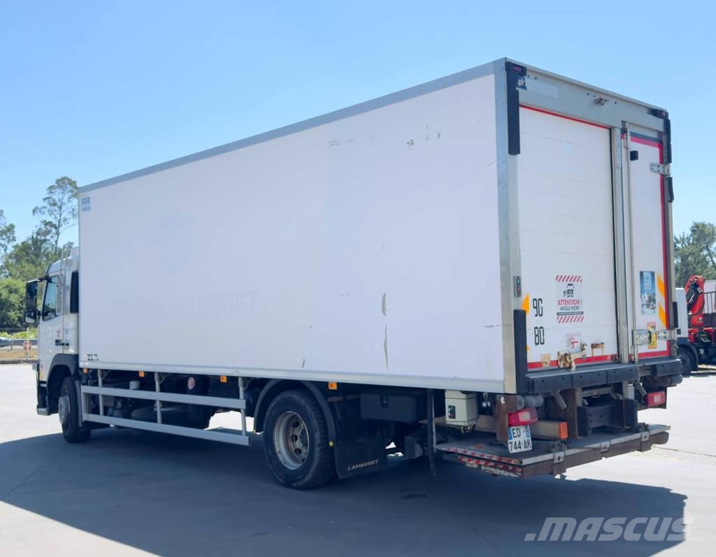 Volvo FM 330  Lamberet Camiões caixa temperatura controlada