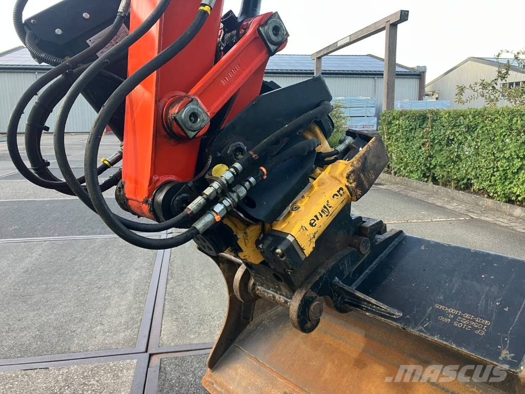 Kubota KX 027-4 | 1475 uur | met Engcon draaikantelstuk Mini excavators < 7t