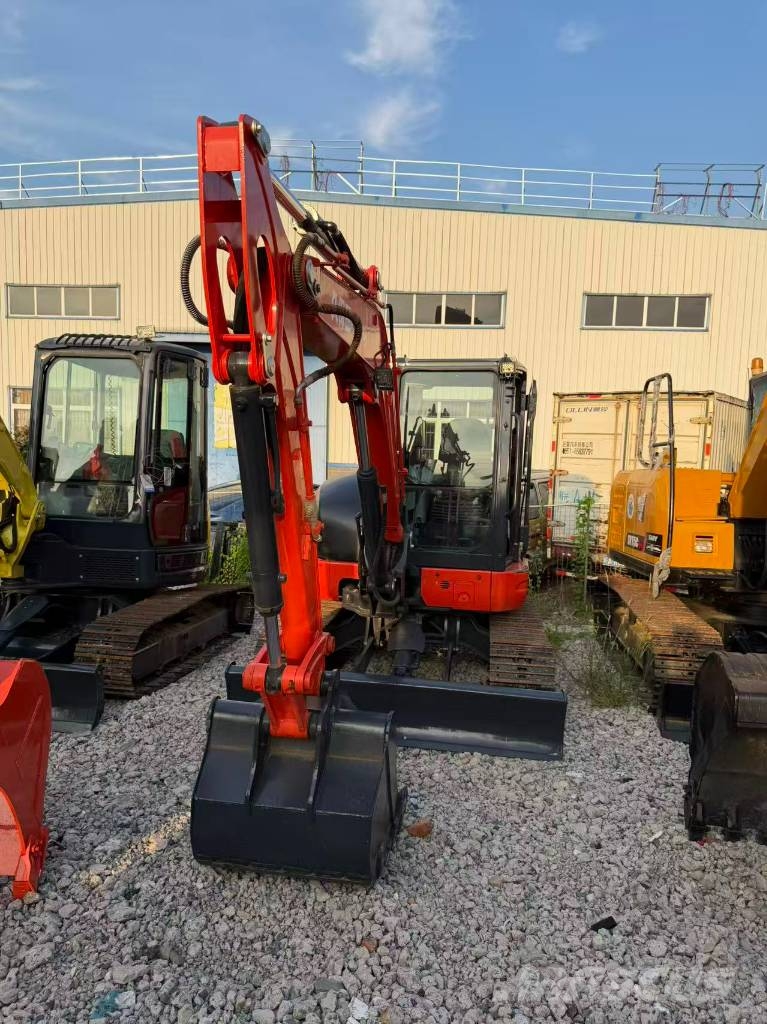 Kubota KX 163 Paletli ekskavatörler