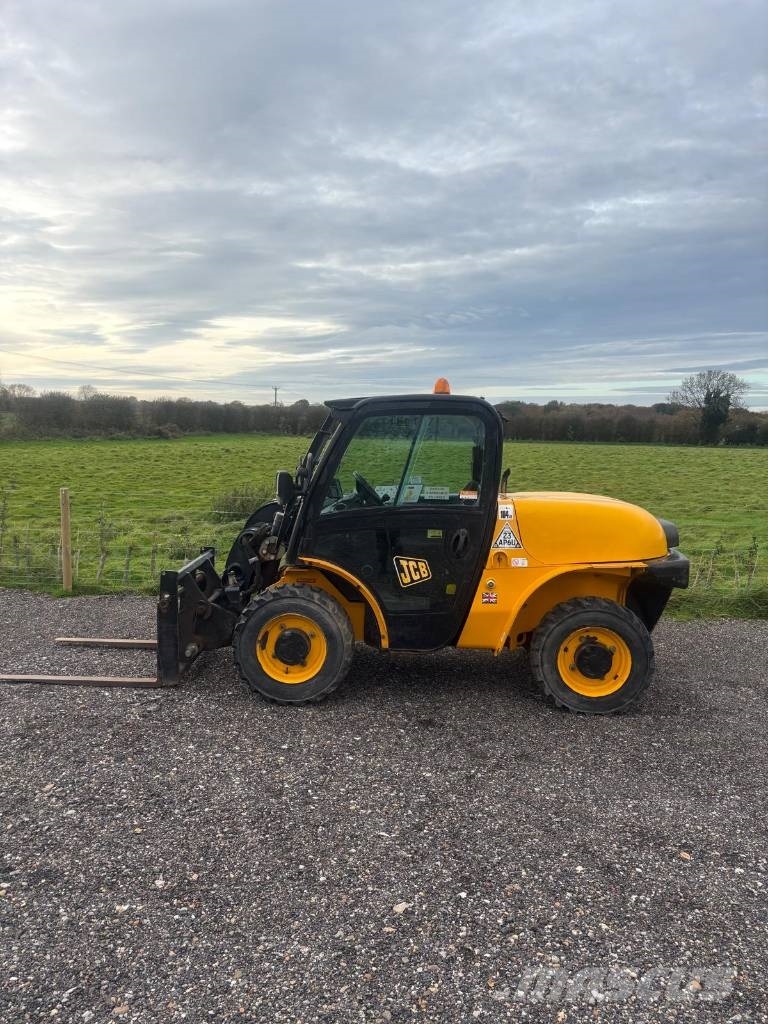 JCB 520-40 Telehandler – 2016 – 2 Ton / 4M Reach Chariot télescopique