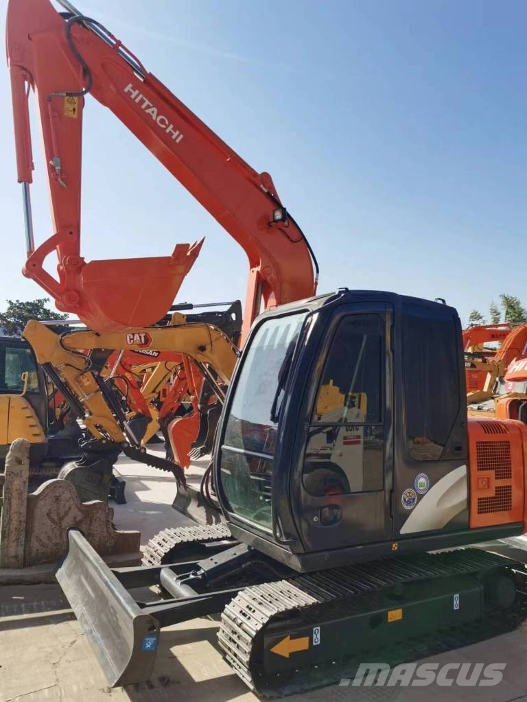 Hitachi ZX 60 Гусеничні екскаватори