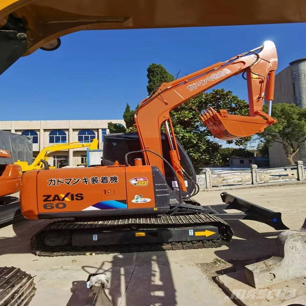 Hitachi ZX 60 Гусеничні екскаватори
