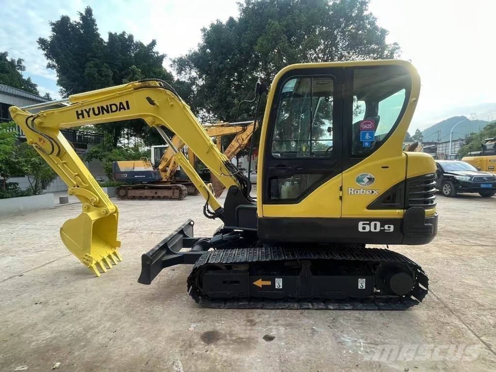 Hyundai R60-9 Bagri goseničarji