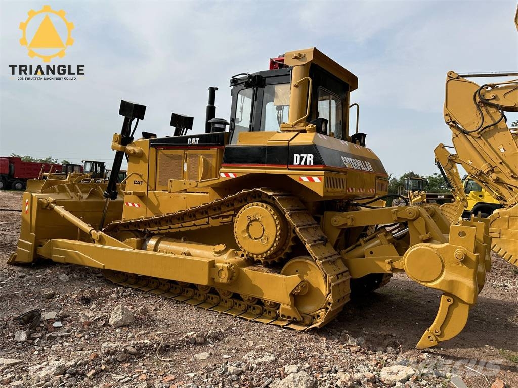 CAT D 7 R Гусеничные бульдозеры