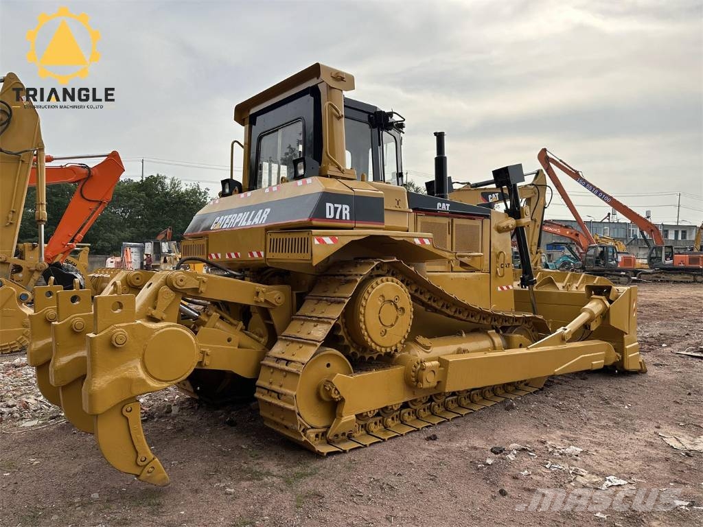 CAT D 7 R Гусеничные бульдозеры