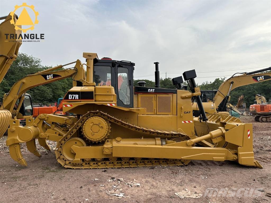 CAT D 7 R Гусеничные бульдозеры