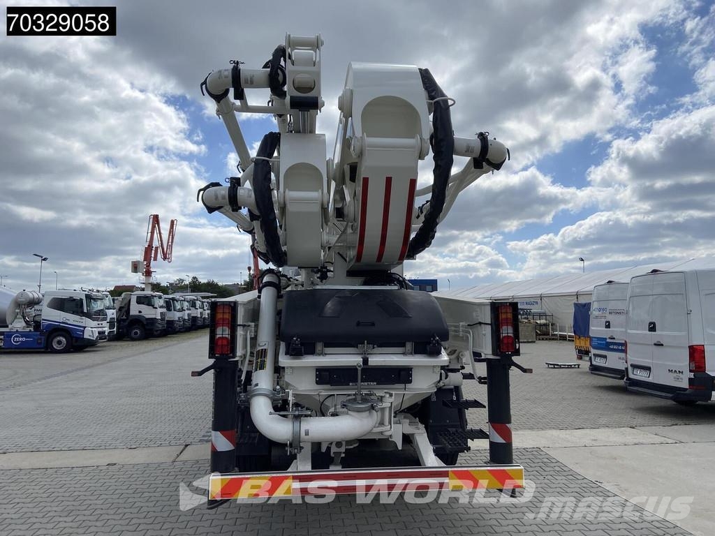 Mercedes-Benz Arocs 4458 Arocs 10X4 58mtr Betonstar H58-7RZ pump Lastbilar med betongpump