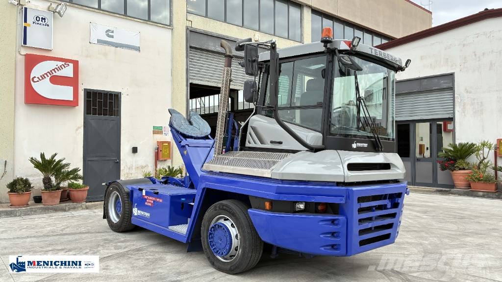 Terberg RT 223 ターミナルトラクター