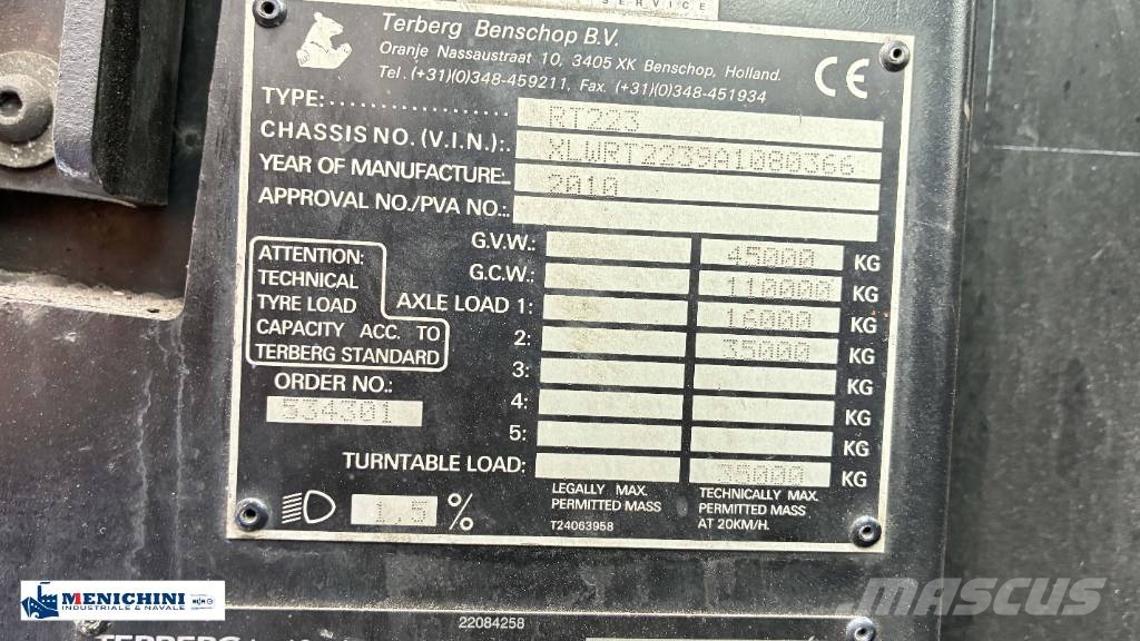 Terberg RT 223 ターミナルトラクター