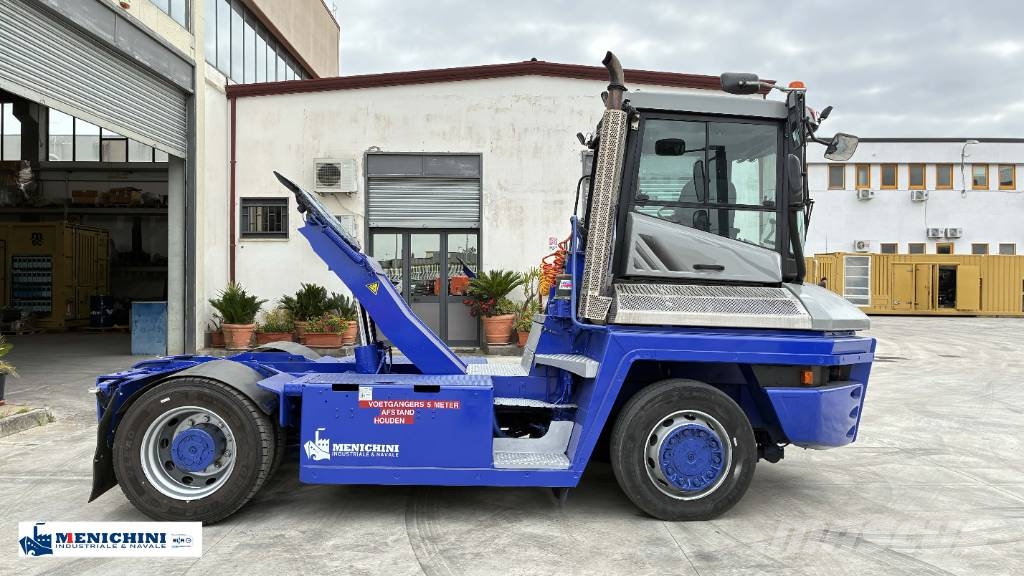 Terberg RT 223 ターミナルトラクター