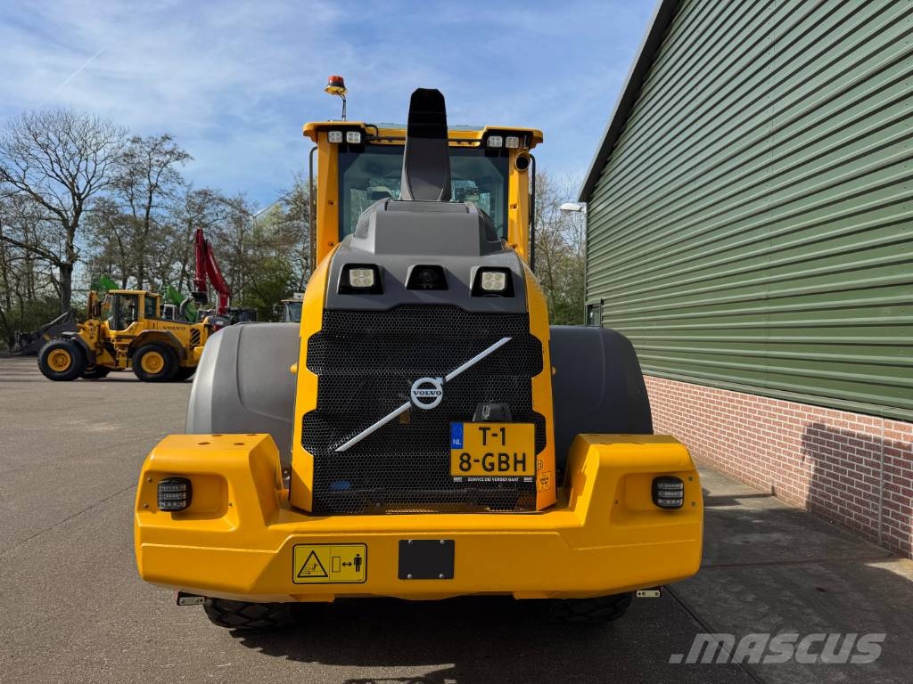 Volvo L 90 H 轮式装载机