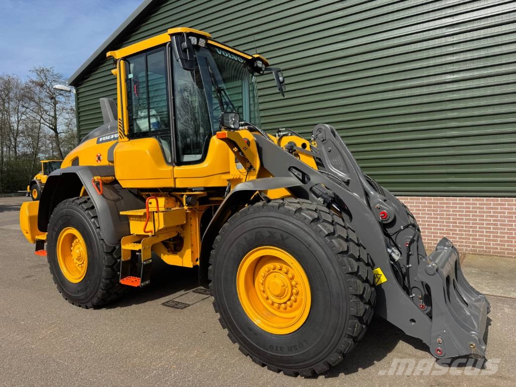 Volvo L 90 H 轮式装载机