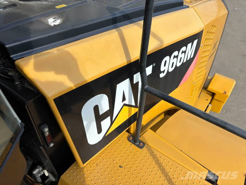 CAT 966M Radlader