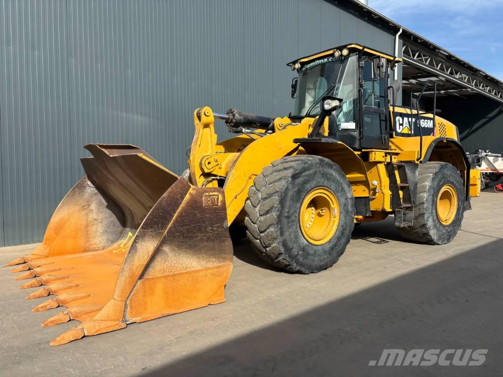 CAT 966M Radlader
