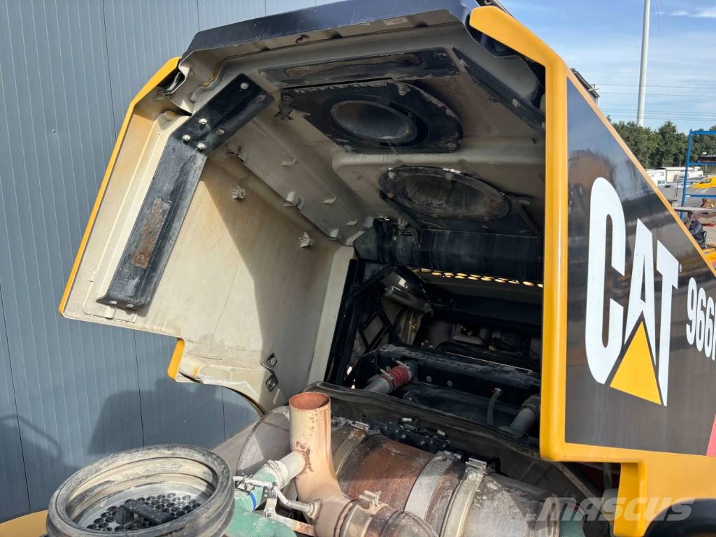 CAT 966M Radlader