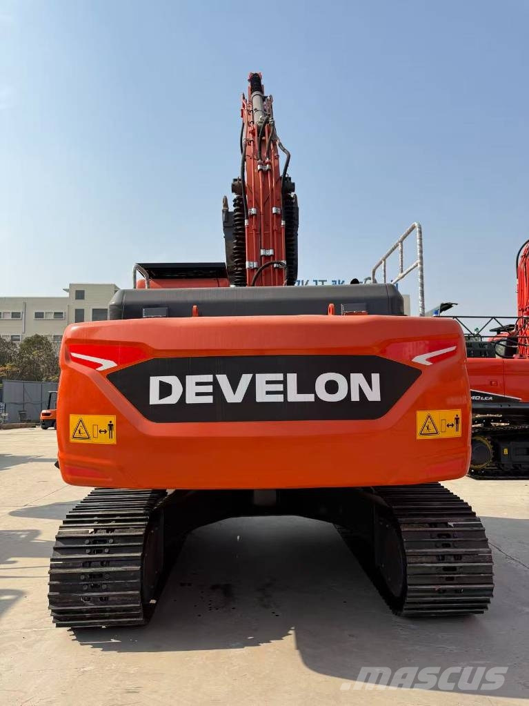 Develon DX225LCA Гусеничні екскаватори