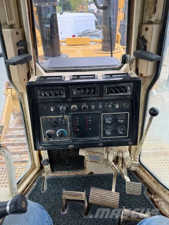 CAT D8R Dozer cingolati
