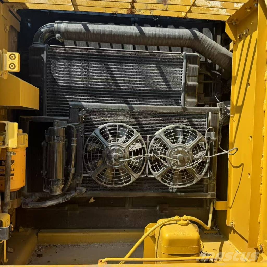 CAT 320 D L Escavadeiras de esteiras