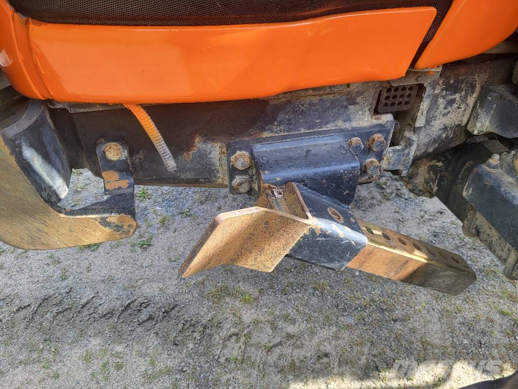 Valtra XM-130 Traktorid