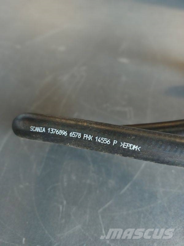 Scania SHAPED HOSE 1376896 Dzinēji