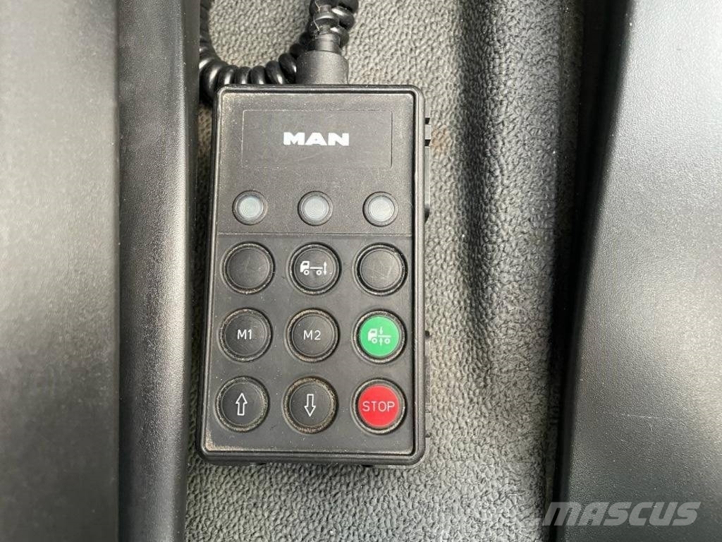MAN TGL 10.220 EEV Doka Tiefkühlkoffer Ladebordwan Tovornjaki hladilniki
