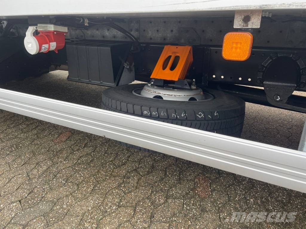MAN TGL 10.220 EEV Doka Tiefkühlkoffer Ladebordwan Tovornjaki hladilniki