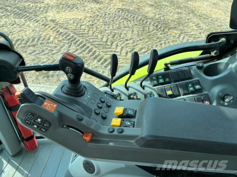 CLAAS ARION 550 Stage V Traktori