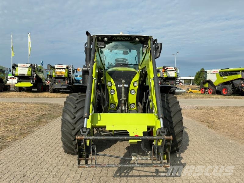 CLAAS ARION 550 Stage V Traktori