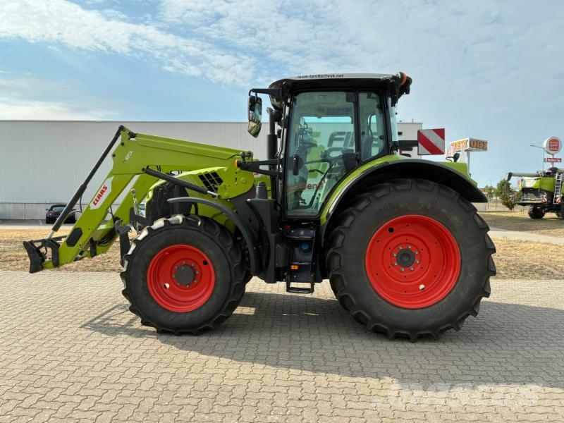 CLAAS ARION 550 Stage V Traktori