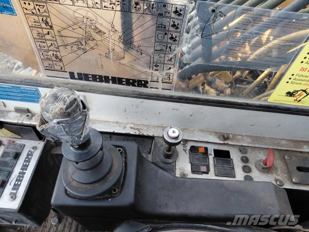 Liebherr A 900 + Greifer | Chwytak Excavadoras de ruedas