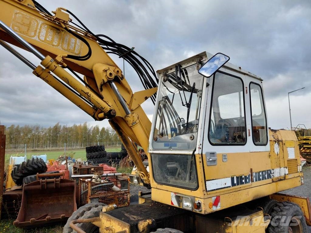 Liebherr A 900 + Greifer | Chwytak Excavadoras de ruedas