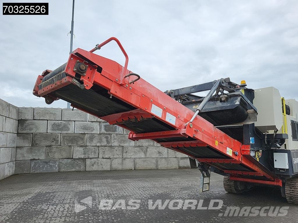 Sandvik QJ241 Mobile crushers