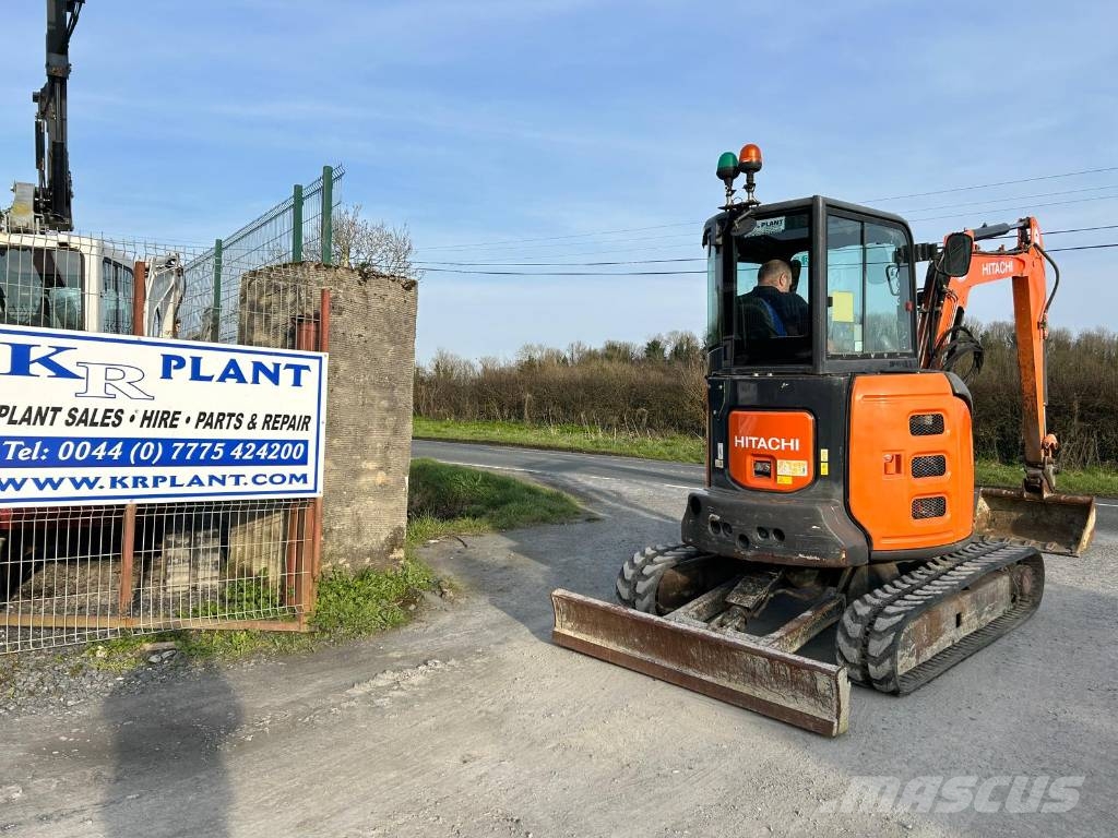 U　38 Hitachi ZX 38 U-5A mini excavator for sale from Romania Satu-Mare