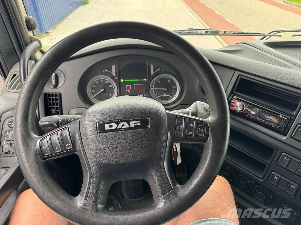 DAF XF 440 Space 4x2, Steel- / Airsuspension Sattelzugmaschinen