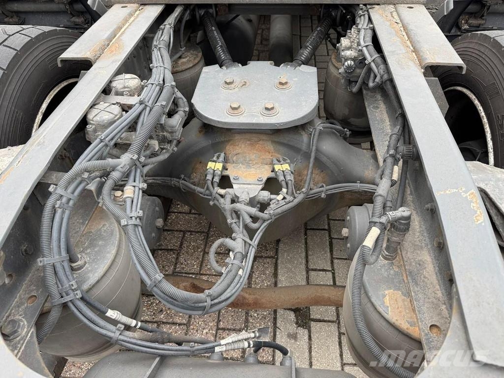 DAF XF 440 Space 4x2, Steel- / Airsuspension Sattelzugmaschinen