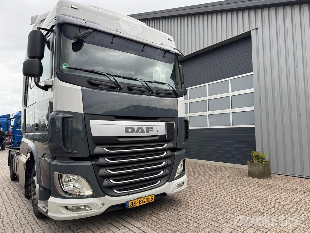 DAF XF 440 Space 4x2, Steel- / Airsuspension Sattelzugmaschinen