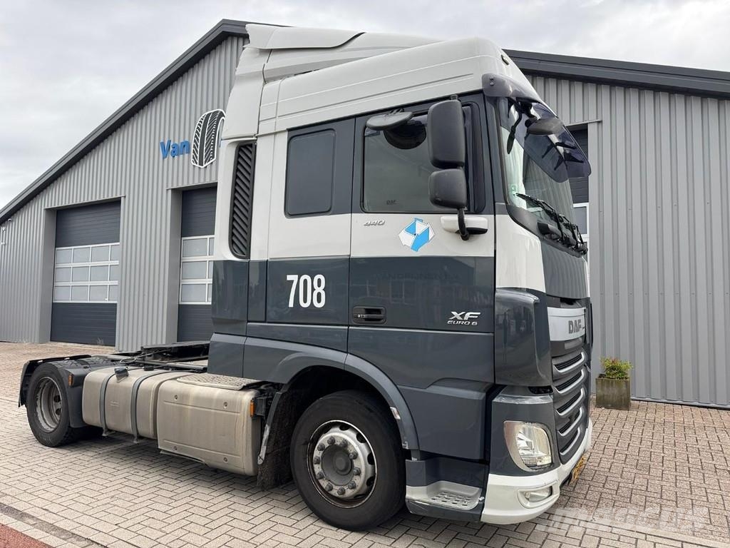 DAF XF 440 Space 4x2, Steel- / Airsuspension Sattelzugmaschinen