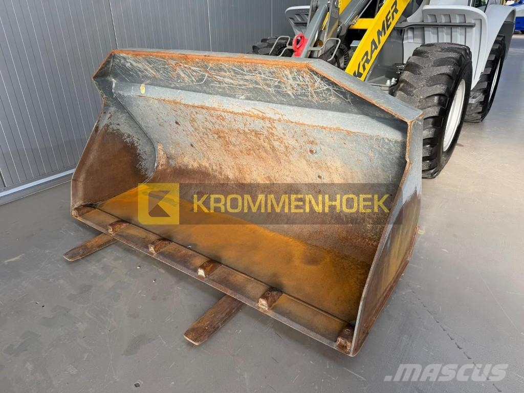 Kramer 8105 Rataslaadurid