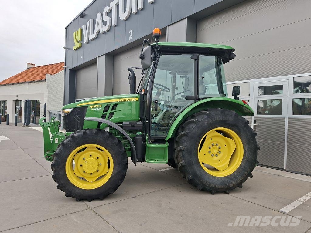 John Deere 5075E Traktorji