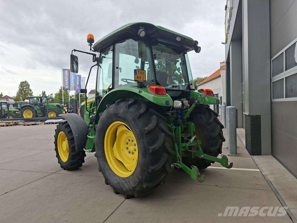 John Deere 5075E Traktorji