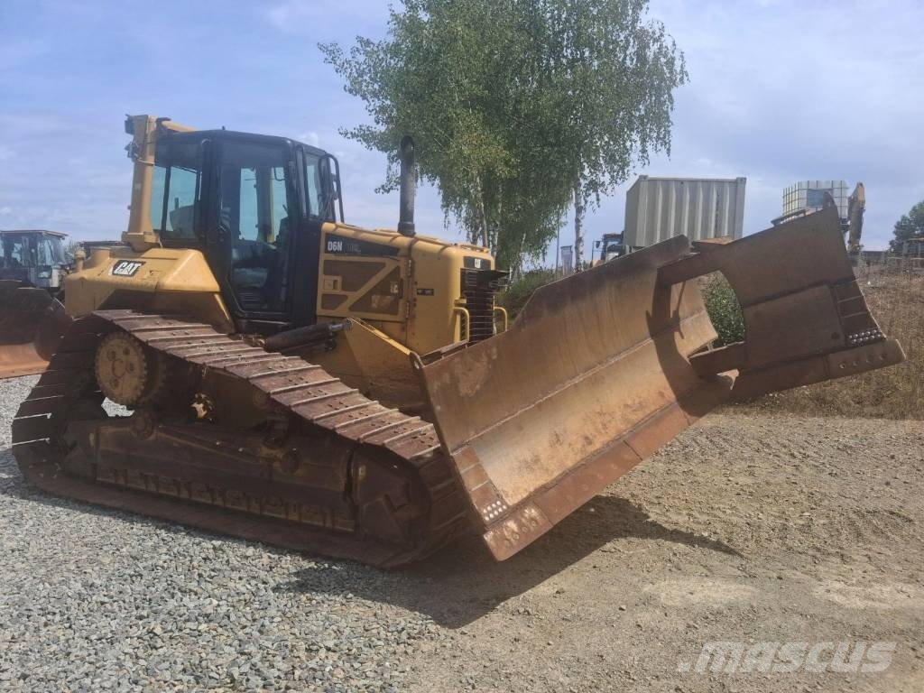 CAT D 6 N LGP Kāpurķēžu buldozeri