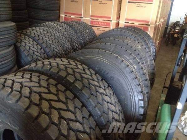 Hilo 1600R25 Banden, wielen en velgen