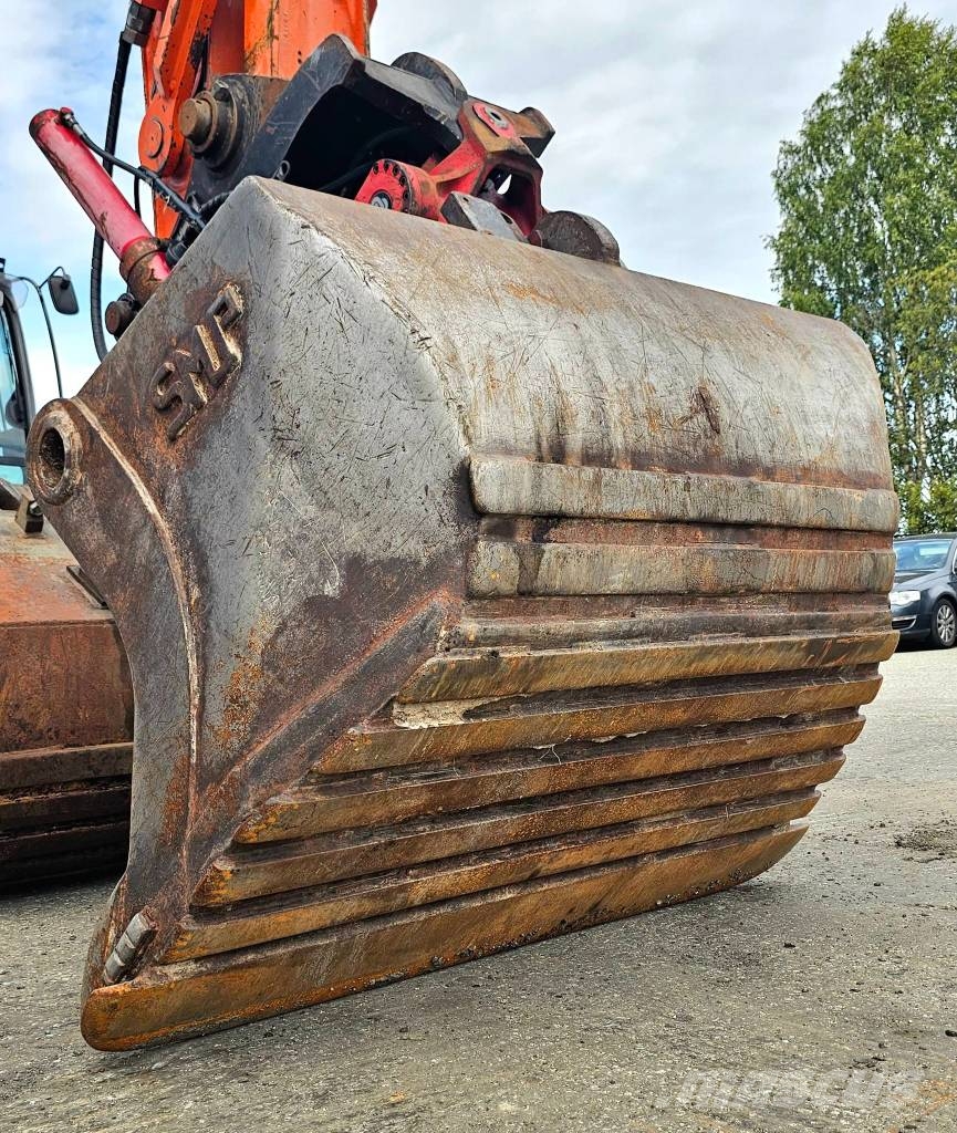 Hitachi ZX 250 LC-3 Bagri goseničarji