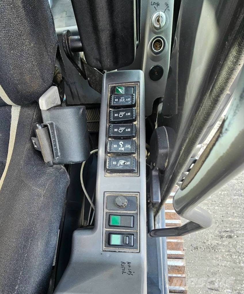 Hitachi ZX 250 LC-3 Bagri goseničarji