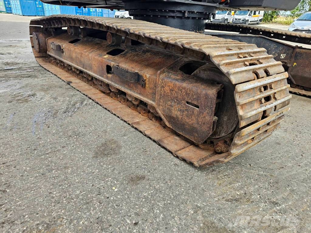 Hitachi ZX 250 LC-3 Bagri goseničarji