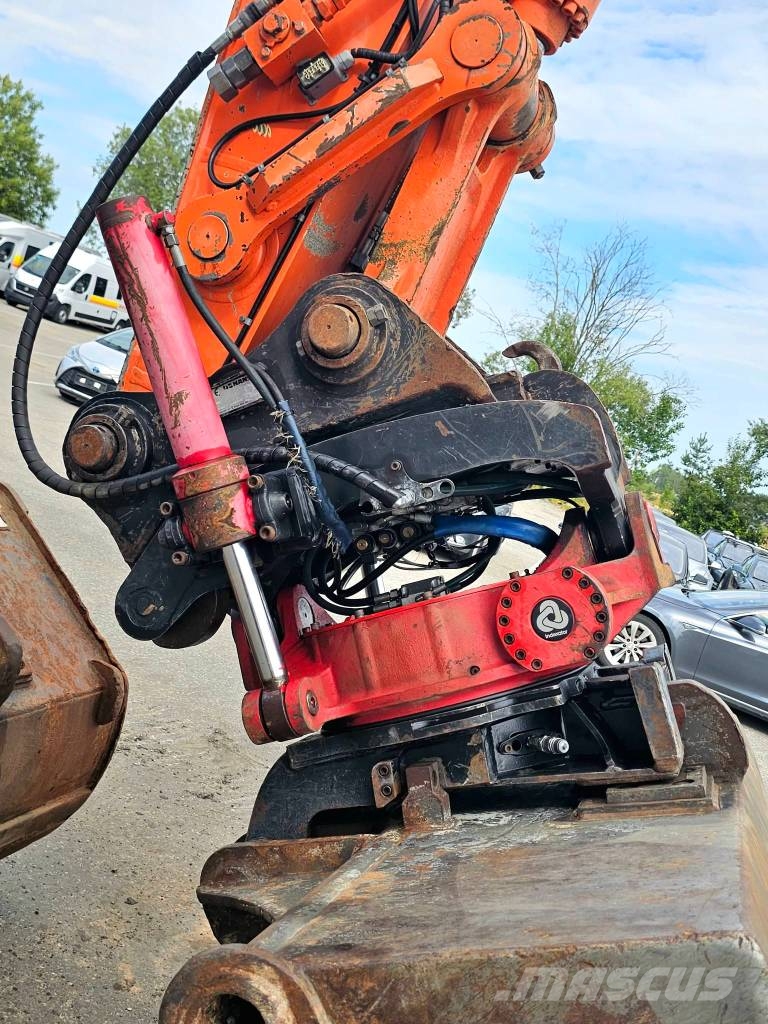 Hitachi ZX 250 LC-3 Bagri goseničarji