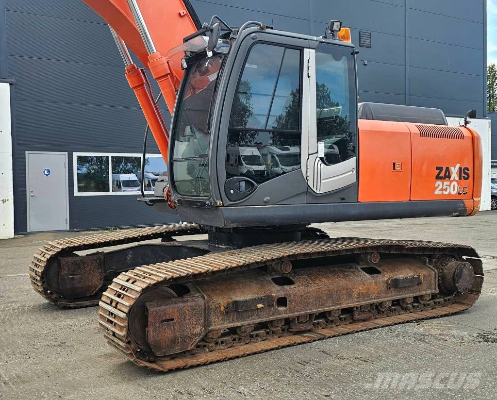 Hitachi ZX 250 LC-3 Bagri goseničarji