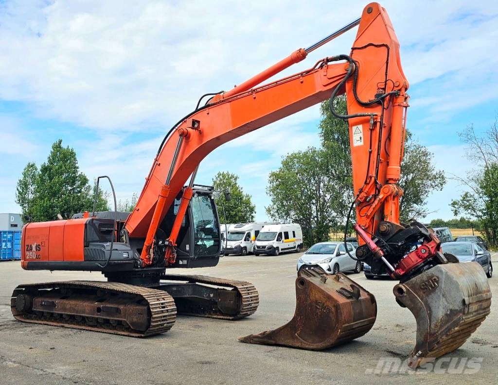 Hitachi ZX 250 LC-3 Bagri goseničarji