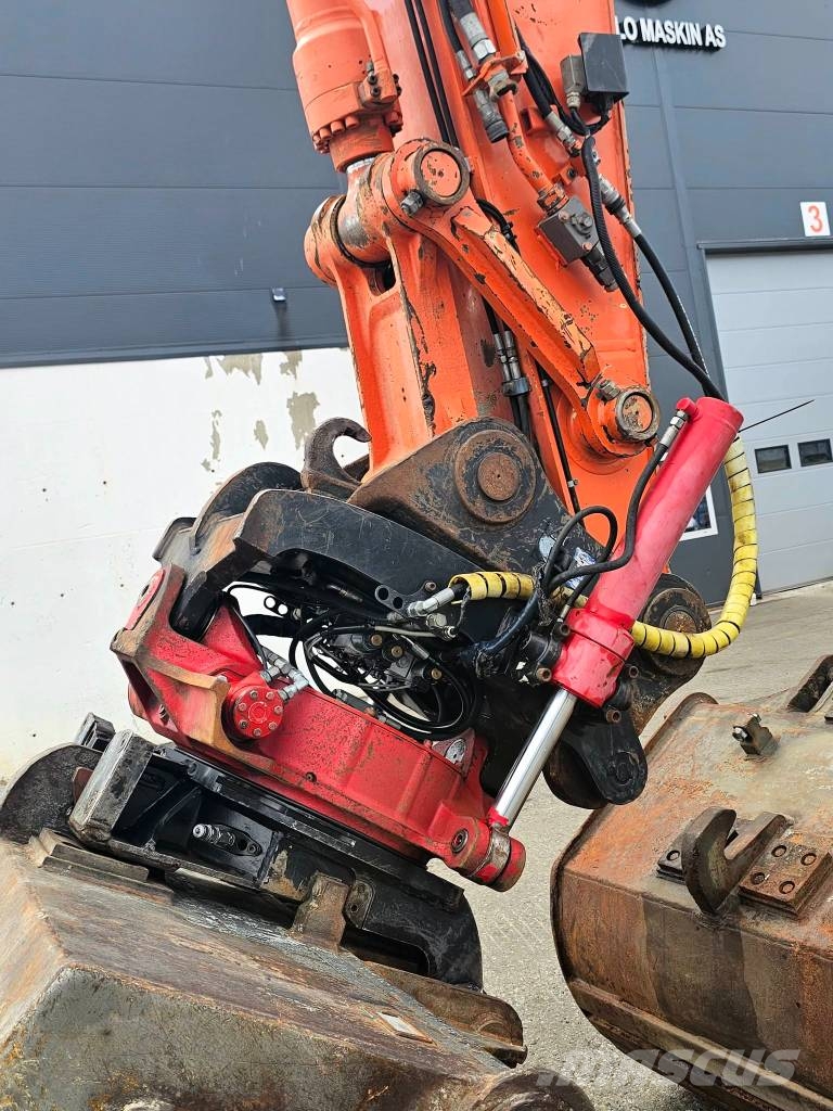 Hitachi ZX 250 LC-3 Bagri goseničarji